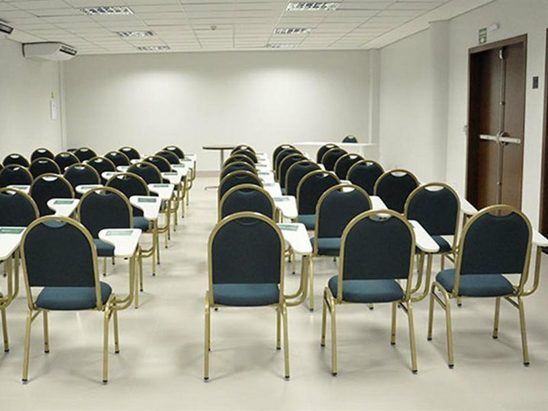 Alphapark Hotel Гояния Екстериор снимка